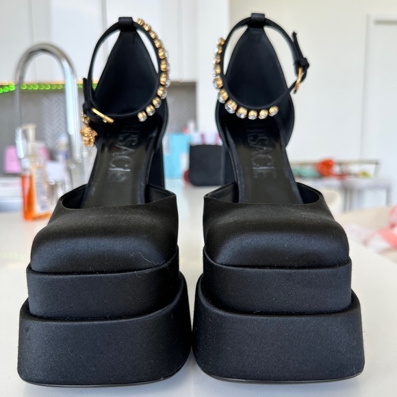 VERSACE MEDUSA AEVITAS PLATFORM PUMPS - Picture 7 of 9